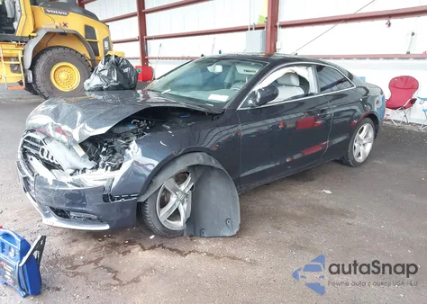 2014 Audi A5 2.0T Premium из США, поврежденный, VIN WAULFAFR7EA009087